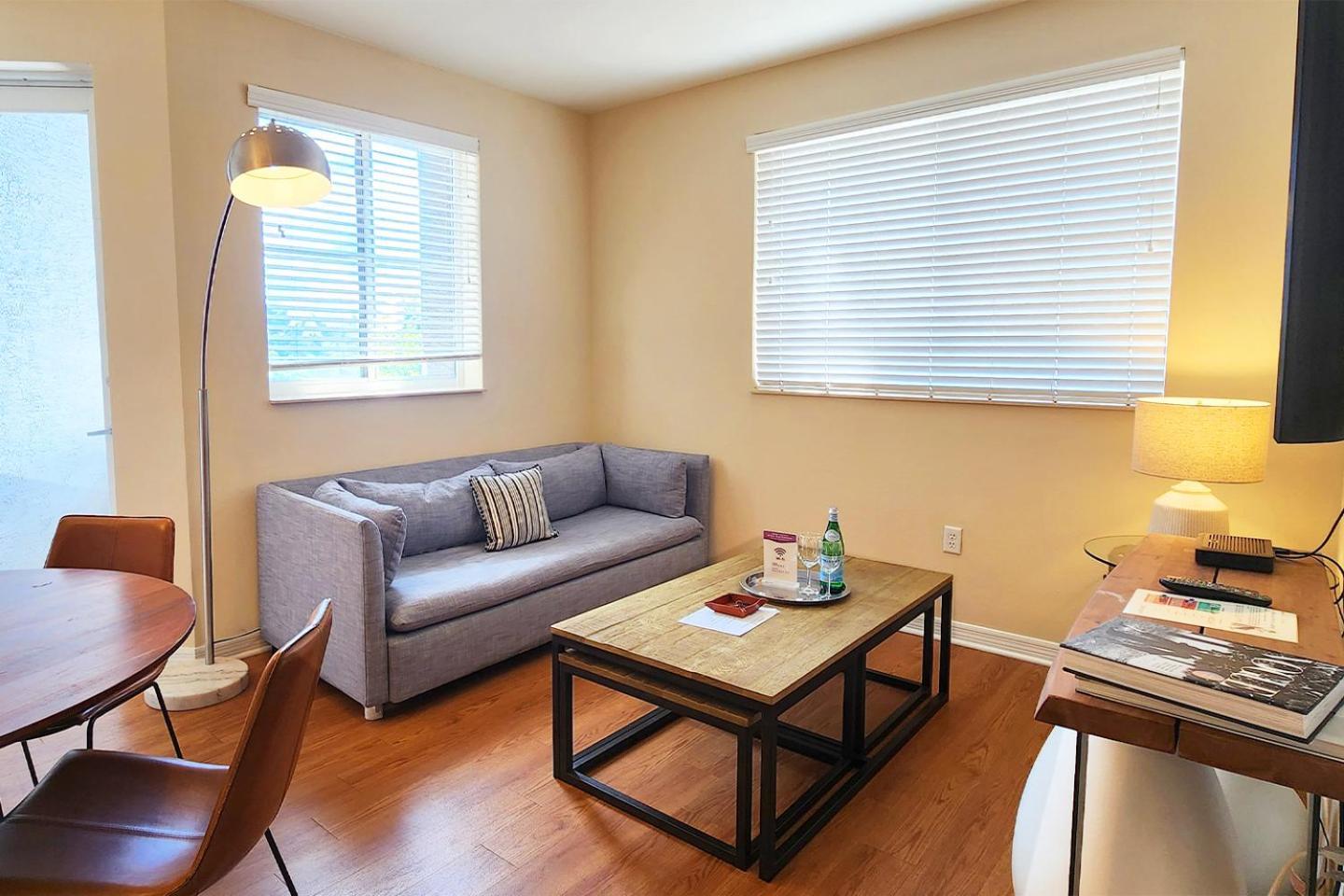 Appartamento Dharma South At Red Road Commons *