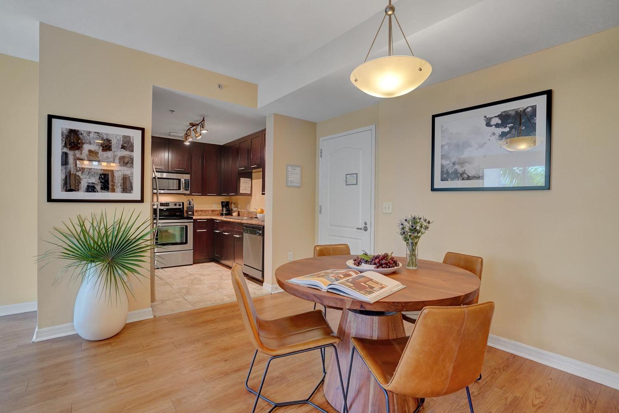 Appartamento Dharma South At Red Road Commons *